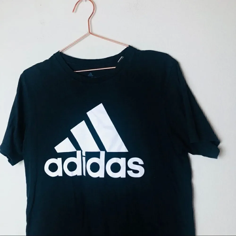 EUC Adidas Black Logo Go To Tee Medium
